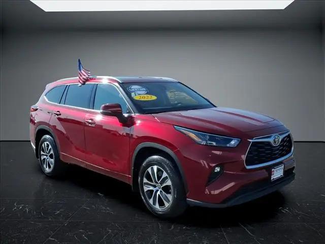 2022 Toyota Highlander XLE for sale in Bourbonnais, IL