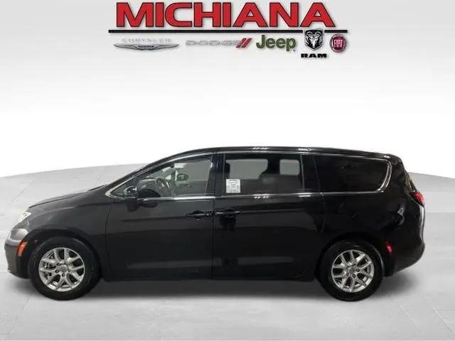 2023 Chrysler Pacifica Touring L for sale in Mishawaka, IN