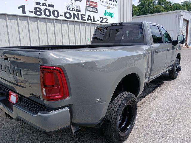 2026 Ram 3500 Laramie Crew Cab 4x4 8 Box
