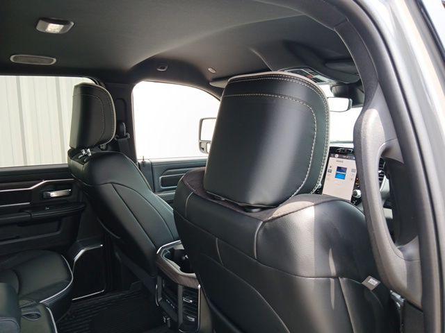 2026 Ram 3500 Laramie Crew Cab 4x4 8 Box