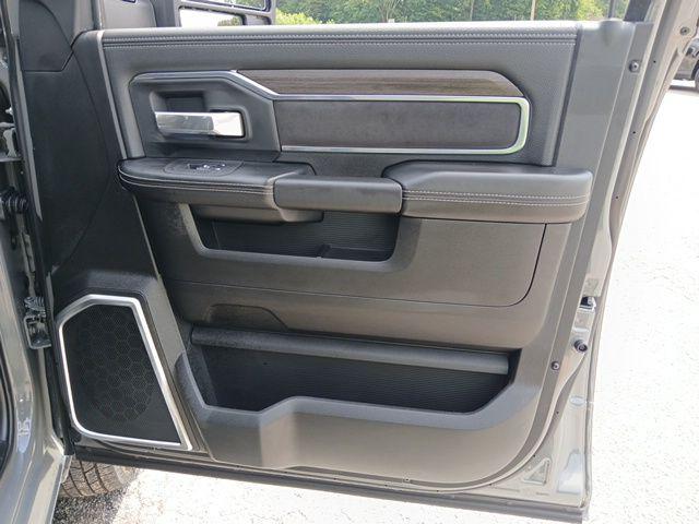 2026 Ram 3500 Laramie Crew Cab 4x4 8 Box