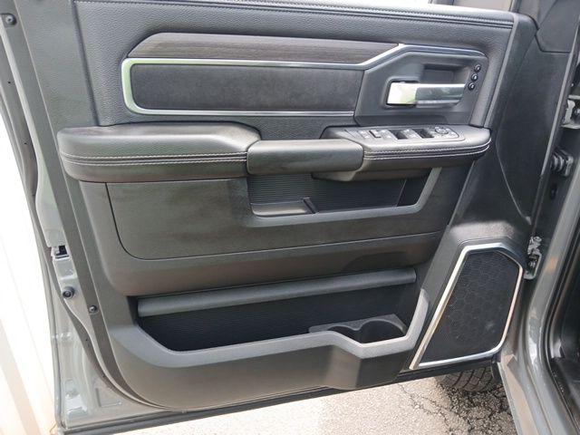 2026 Ram 3500 Laramie Crew Cab 4x4 8 Box