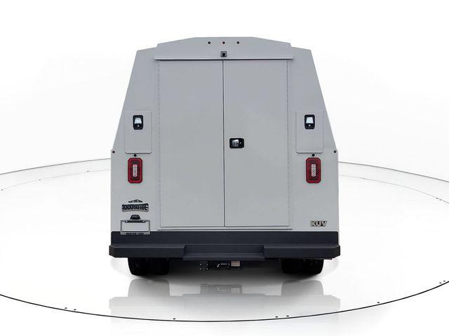 2027 Ford E-350 Cutaway Base