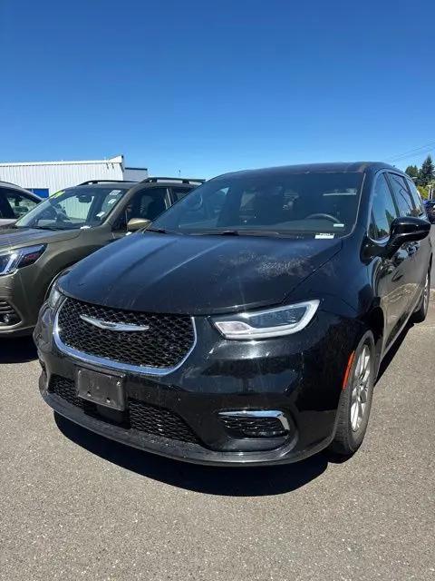 2025 Chrysler Pacifica Select for sale in Hillsboro, OR