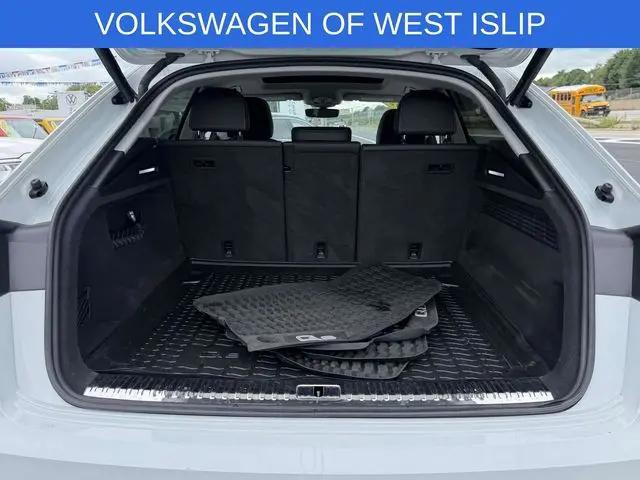 2021 Audi Q8 Premium Plus 55 TFSI quattro Tiptronic
