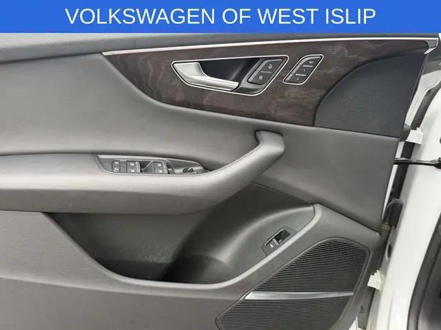 2021 Audi Q8 Premium Plus 55 TFSI quattro Tiptronic