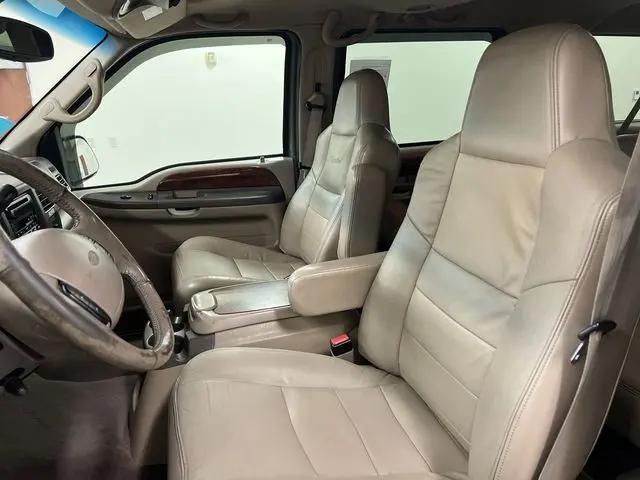 2002 Ford Excursion Limited