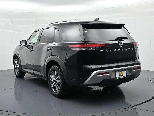 2025 Nissan Pathfinder SL FWD