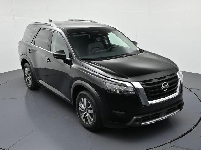 2025 Nissan Pathfinder SL FWD