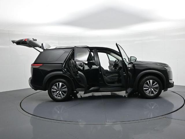 2025 Nissan Pathfinder SL FWD