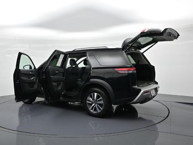 2025 Nissan Pathfinder SL FWD
