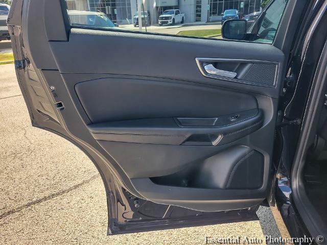 2023 Ford Edge SE