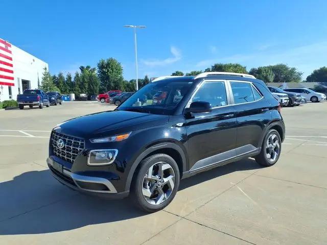 2025 Hyundai Venue SEL for sale in Springfield, IL