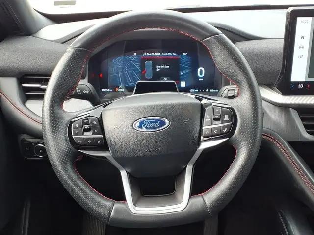 2025 Ford Explorer ST-Line