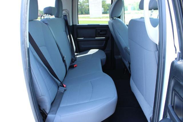 2017 Ram 1500 Express Quad Cab 4x4 6'4" Box