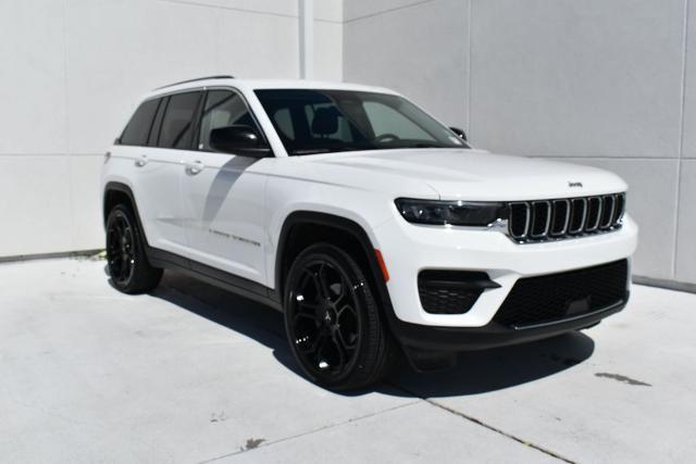 2023 Jeep Grand Cherokee Laredo 4x2 for sale in La Place, LA