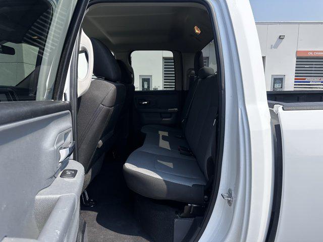 2024 Ram 1500 Classic SLT Quad Cab 4x4 64 Box