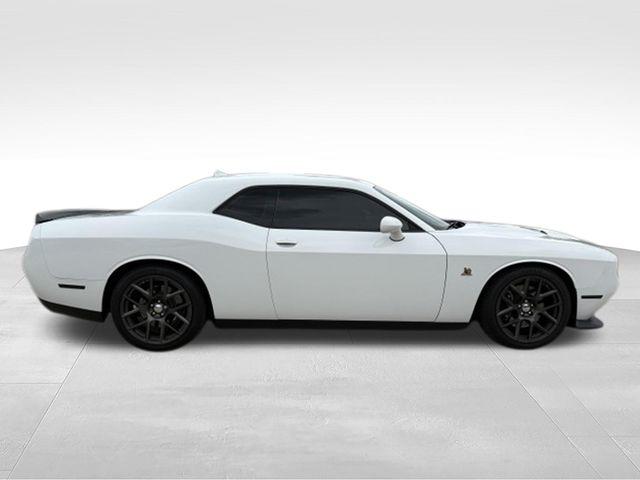2016 Dodge Challenger R/T Scat Pack