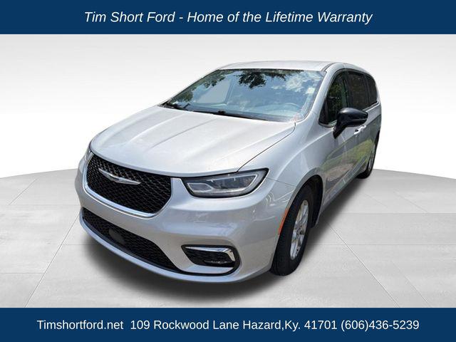 2024 Chrysler Pacifica Touring L for sale in Hazard, KY