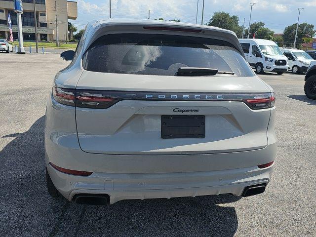2021 Porsche Cayenne Base