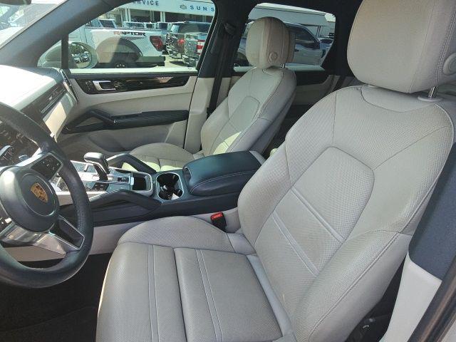 2021 Porsche Cayenne Base