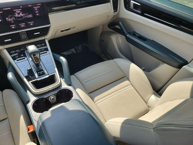 2021 Porsche Cayenne Base