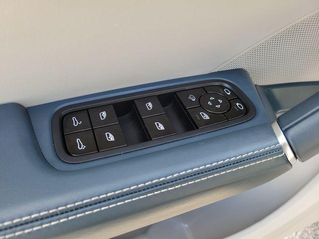 2021 Porsche Cayenne Base