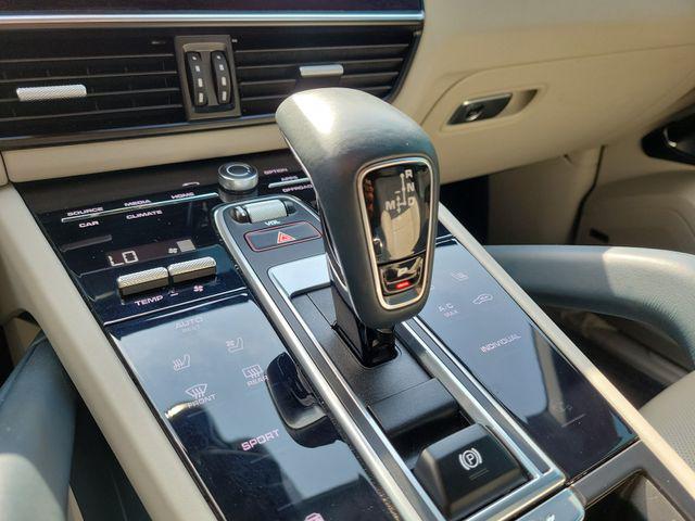 2021 Porsche Cayenne Base