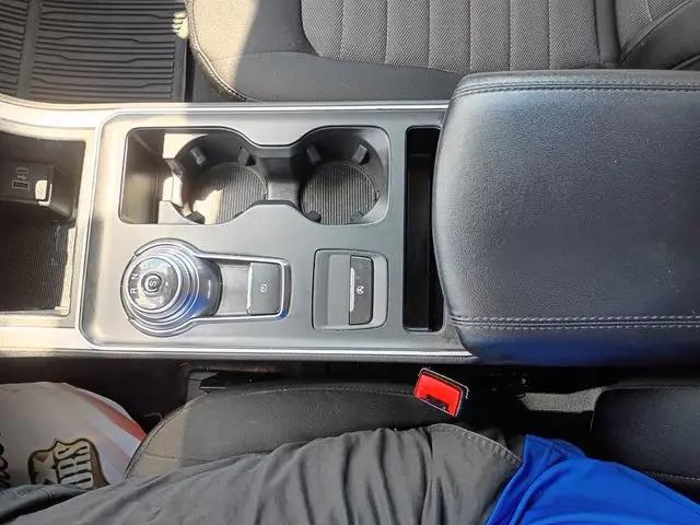 2021 Ford Edge SE