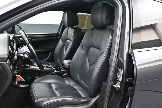 2020 Porsche Macan Macan