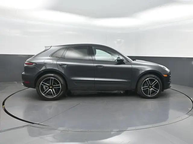 2020 Porsche Macan Macan