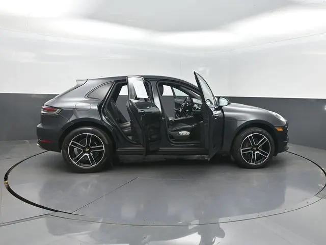 2020 Porsche Macan Macan