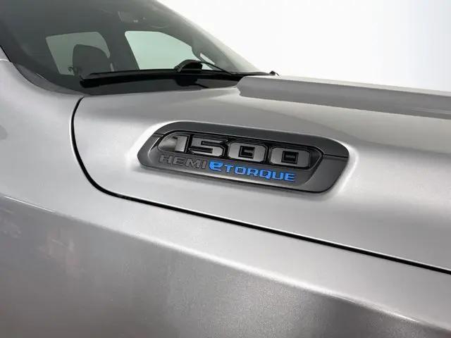 2023 Ram 1500 Big Horn Crew Cab 4x4 57 Box