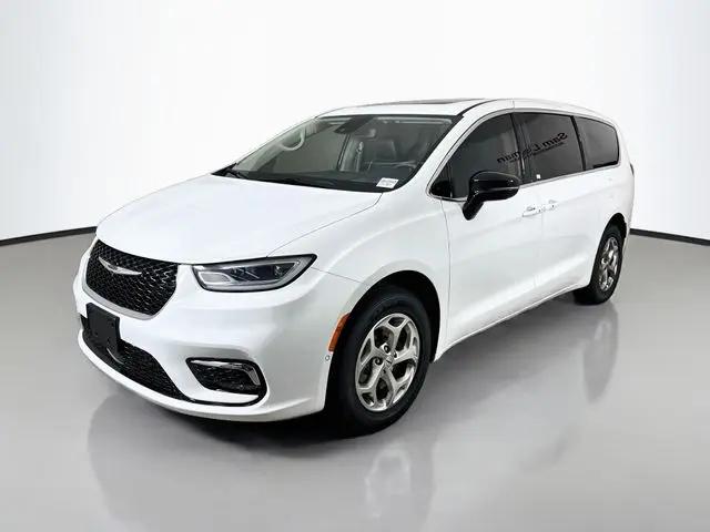 2024 Chrysler Pacifica Limited AWD