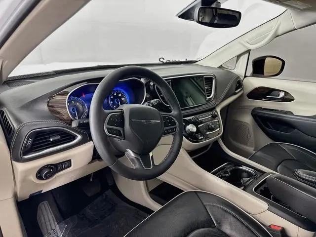 2024 Chrysler Pacifica Limited AWD