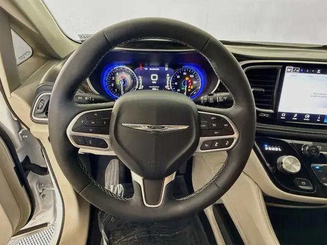 2024 Chrysler Pacifica Limited AWD