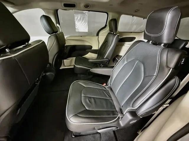 2024 Chrysler Pacifica Limited AWD