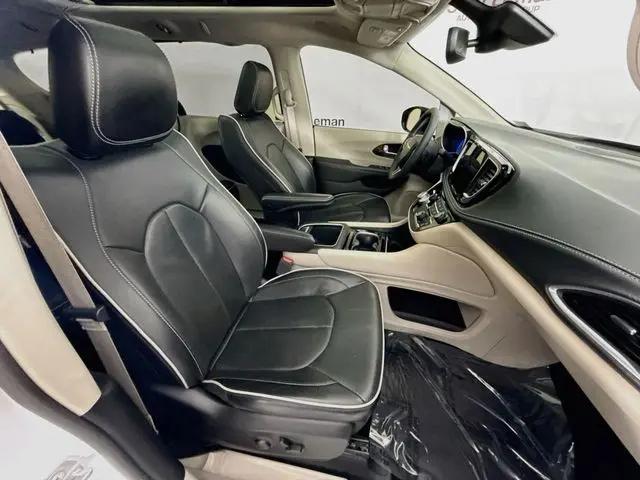 2024 Chrysler Pacifica Limited AWD