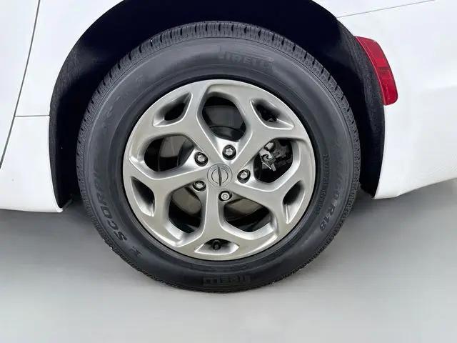 2024 Chrysler Pacifica Limited AWD