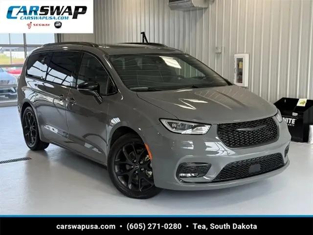 2025 Chrysler Pacifica Limited for sale in Tea, SD