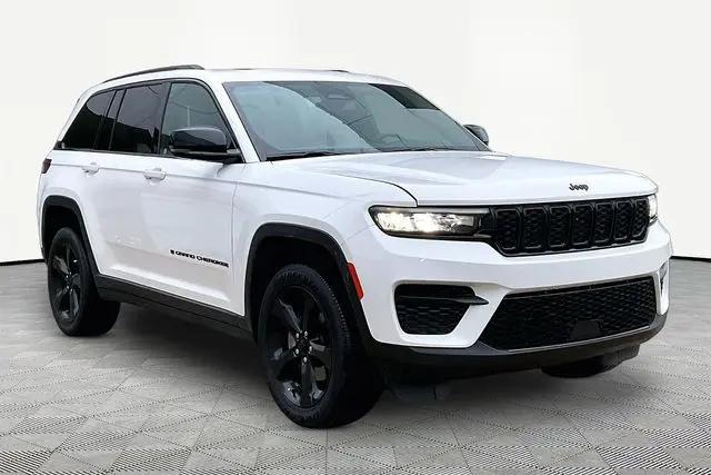 2024 Jeep Grand Cherokee Altitude 4x4 for sale in Lowell, NC
