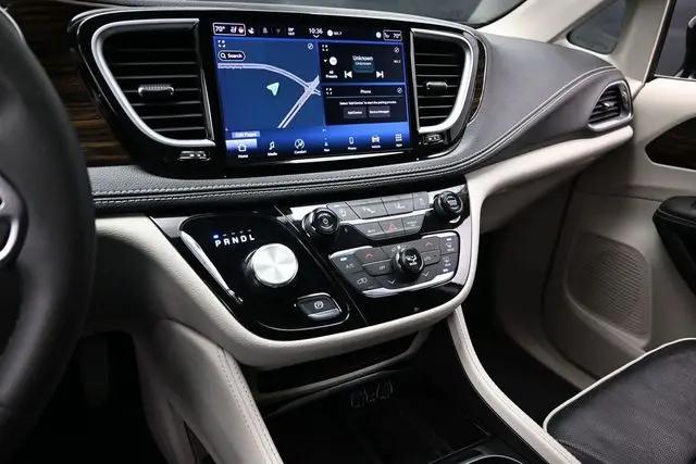 2024 Chrysler Pacifica Limited