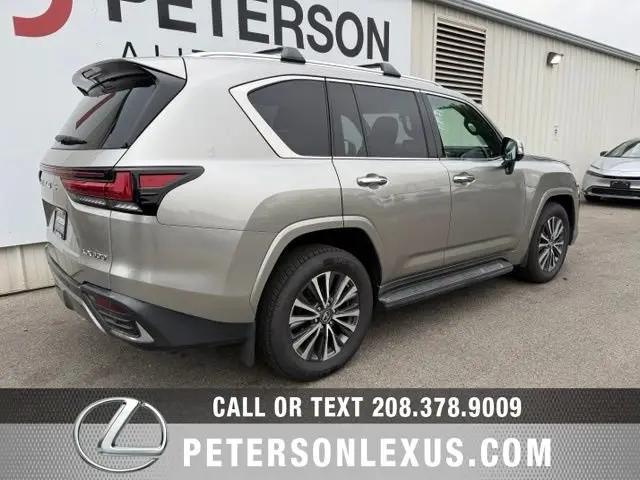 2023 Lexus LX Premium