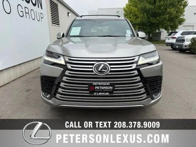 2023 Lexus LX Premium