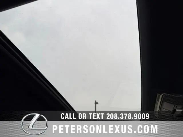 2023 Lexus LX Premium