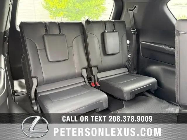 2023 Lexus LX Premium
