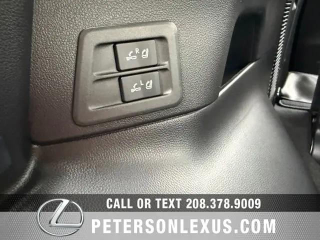 2023 Lexus LX Premium