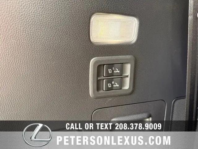 2023 Lexus LX Premium