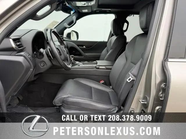 2023 Lexus LX Premium