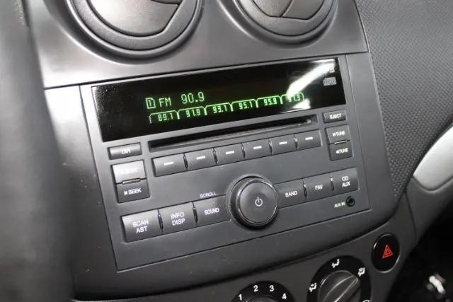 2011 Chevrolet Aveo 1LT